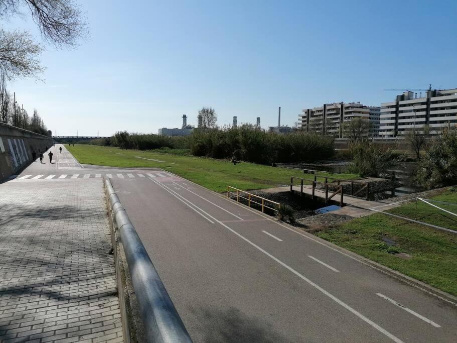Piso Pl 2B, 20Min Plaza Cataluna 산트 아드리아 데 베소스 외부 사진